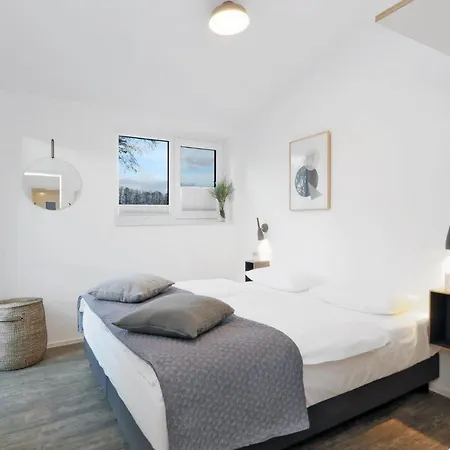2 Bedroom Gorgeous In Lembruch-duemmer Holiday home